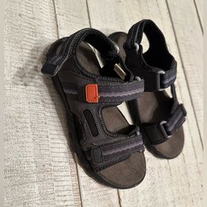 Boy’s sandals